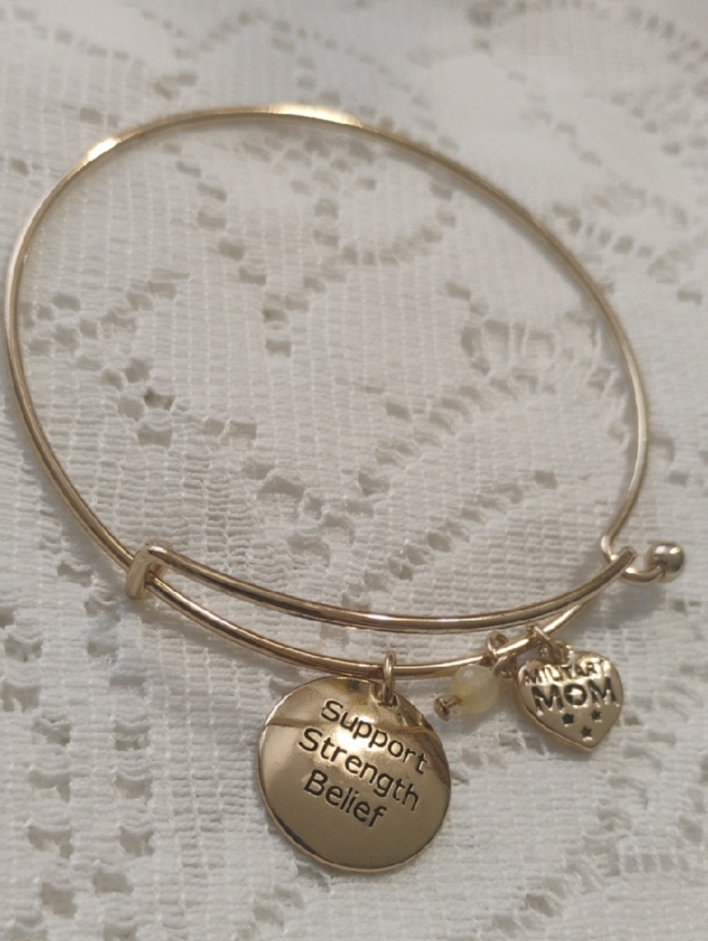 Charm Dainty Gold tone Inspirational Mother's Bracelet